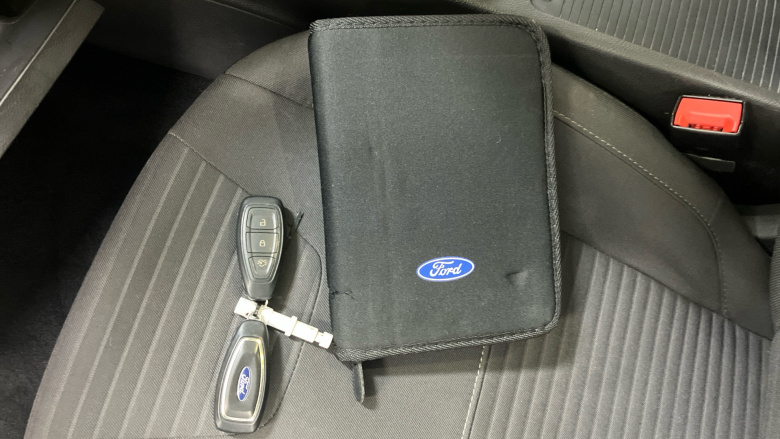 Ford Focus 1.0 EcoBoost 125 Titanium 5dr Petrol Hatchback